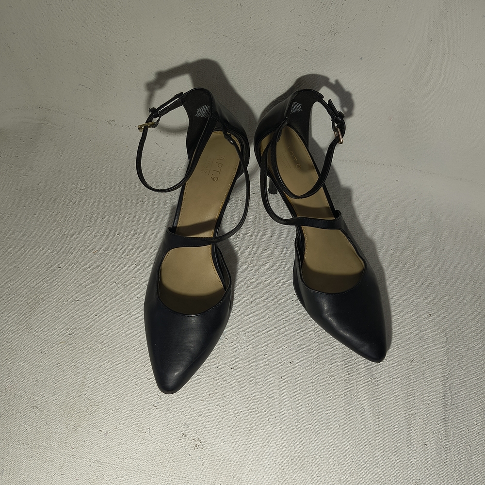 Women's Size 10 Black Strap Pumps W/3" Heel By Apt 9